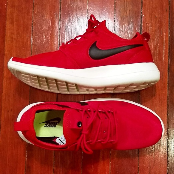 Nike Other - Nike Roshe Two